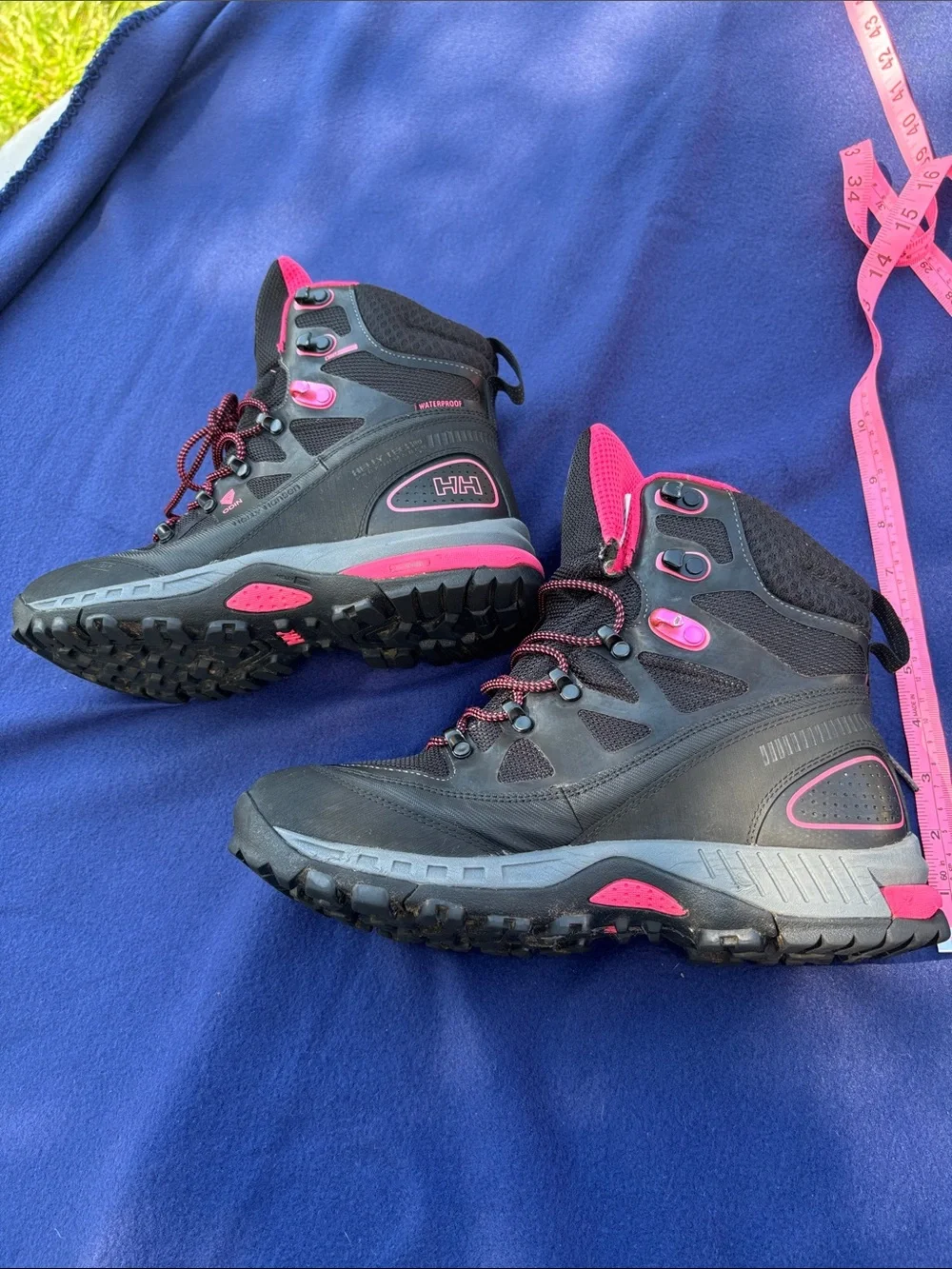 Helly Hansen Black and Pink Women's Waterproof Hiking Boots.ODIN